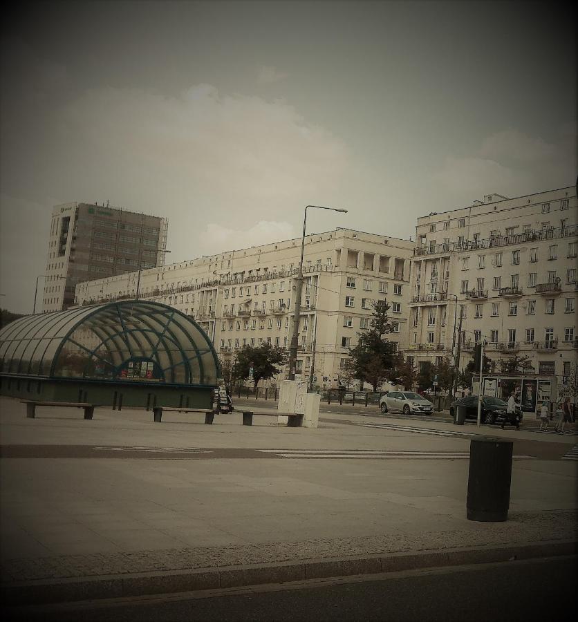 Waw Studio Warsaw Luaran gambar