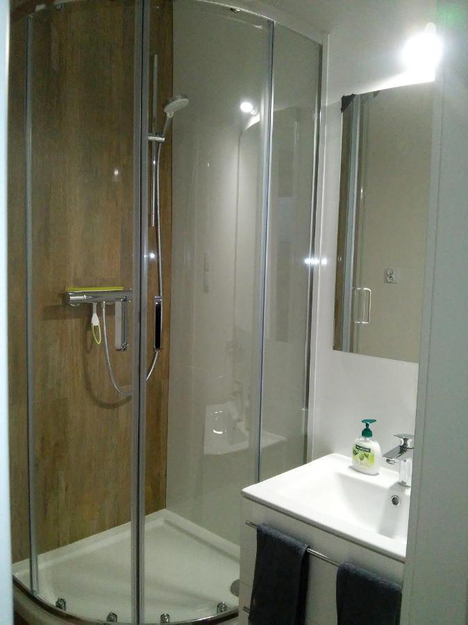 Waw Studio Warsaw Luaran gambar